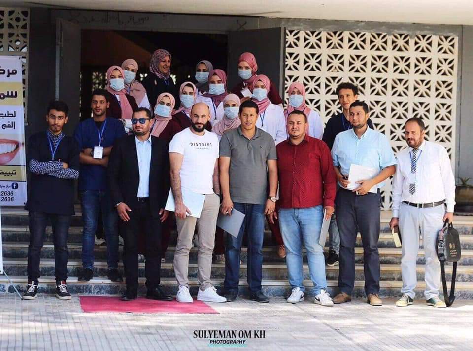 حملة التوعية بصحة الأسنان بكلية طب وجراحة الفم و الأسنان بالزاوية