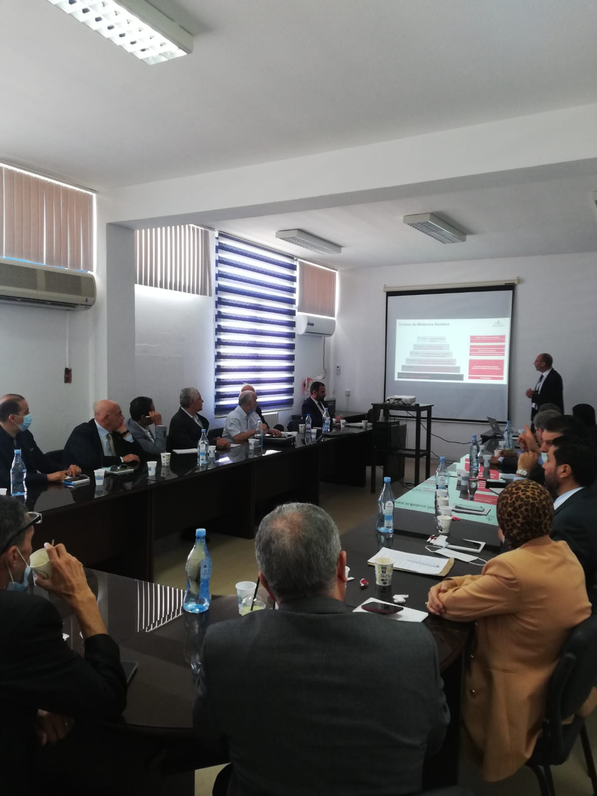 ندوة العلمية لكليات طب الأسنان لدول المغرب العربي في المنستير بعنوان (تنقيح الدراسات العليا لطب الاسنان)